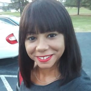 Meet your Posher, Mia